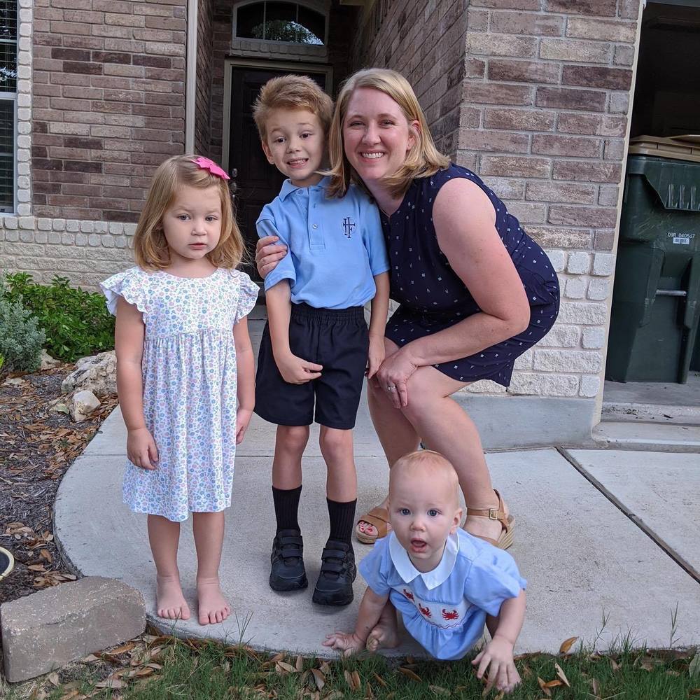 Meet your Posher, Sara